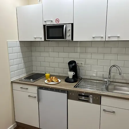 Homestay Live-in 5 *