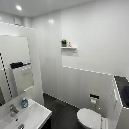 Live-in 5 * Карлсруэ