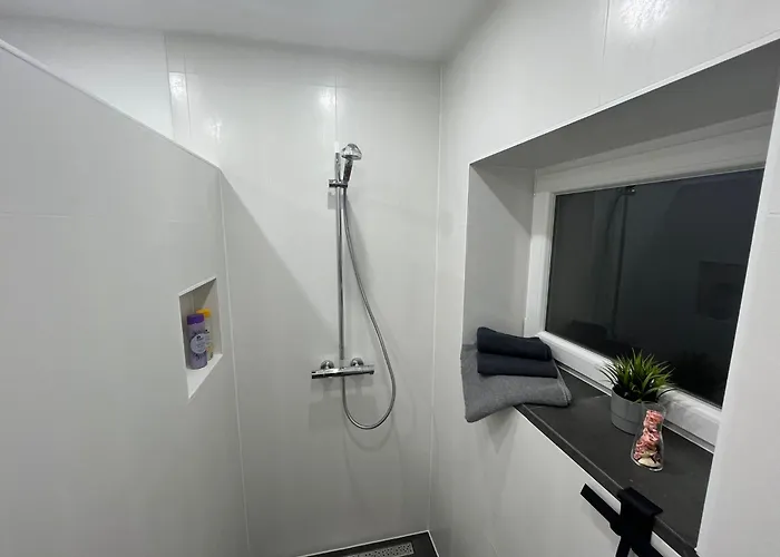 Homestay Live-in 5 *